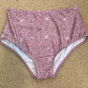 Geode swimwear Full coverage swim bottoms!